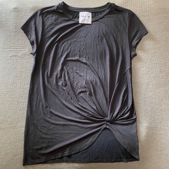 Sadie & Sage Tops - Sadie and Sage NWOT gray top
